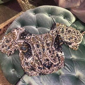 Floral print crop top blouse